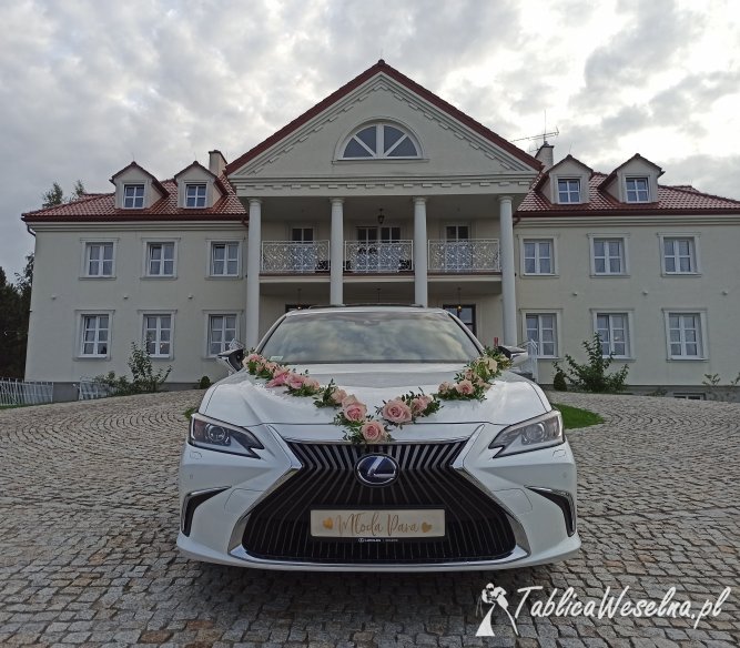 Auto do ślubu Lexus