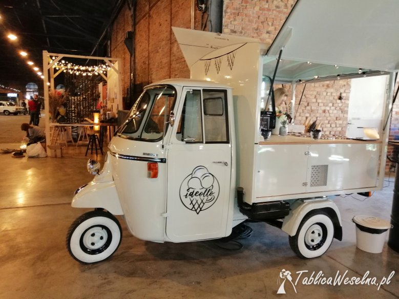 Lody z Piaggio Ape 