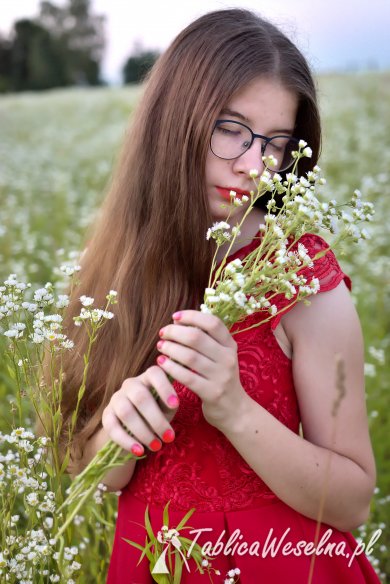 Fotograf : ślub, sesje rodzinne , biznesowe , modelingowe .