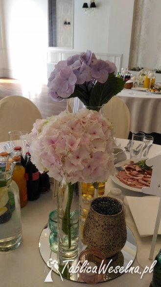 Dekoracja sali weselnej - oprawa florystyczna ślubu i wesela , dekorowanie, aranżacje kwiatowe 