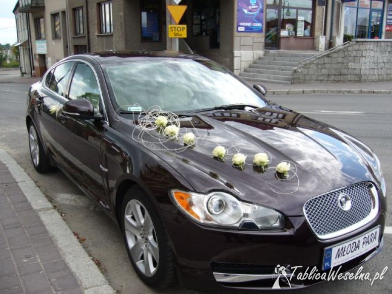 Luksusowy JAGUAR XF