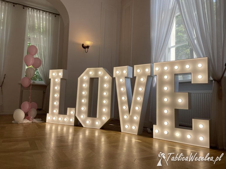 Napis LOVE LED 120CM