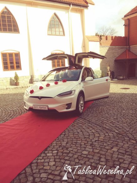 Elektryczna Tesla X- wyjątkowe auto do ślubu