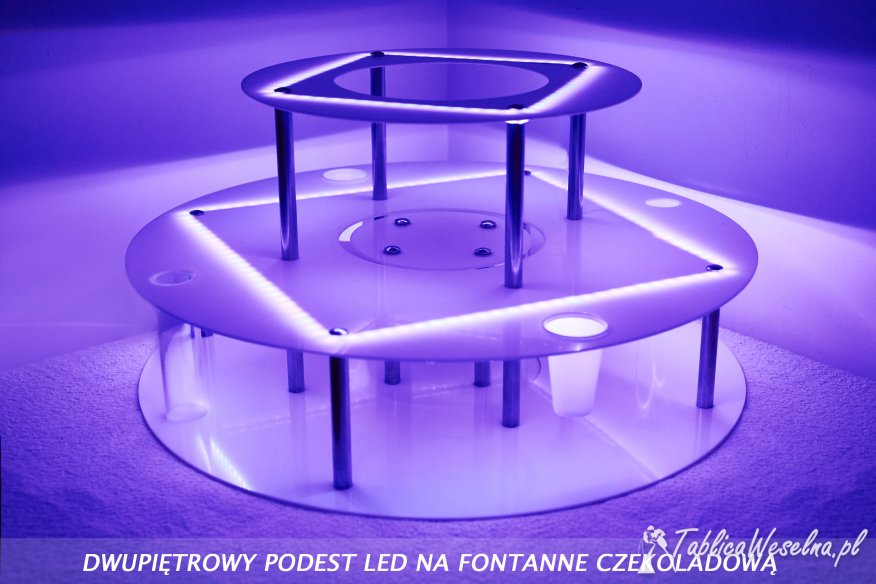 Trzy poziomowy podest led do fontanny czekoladowej